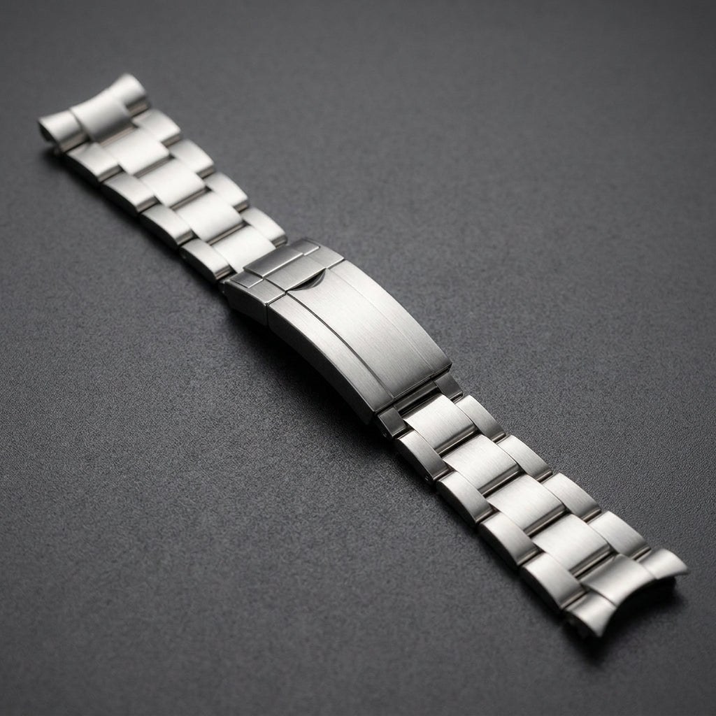 The Bracelet — stainless steel, quick-release, fits Manx